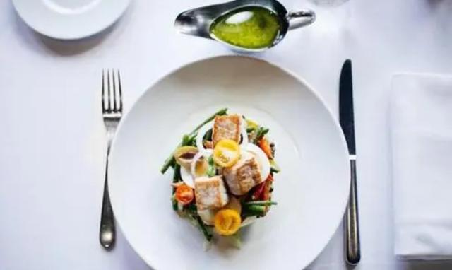 常吃羊肉对心脑血管好还是不好？想养护血管，建议做好4件事