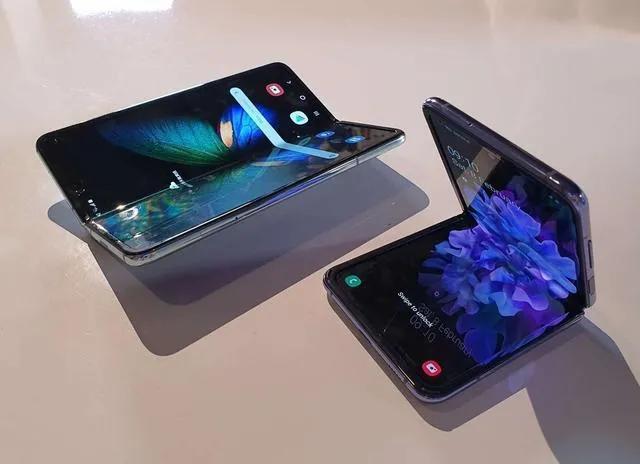 三星第三代折叠屏手机怎么样？一键可完成多任务分屏