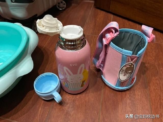 什么杯子代替奶瓶最好（宝宝过了这个年龄）(4)