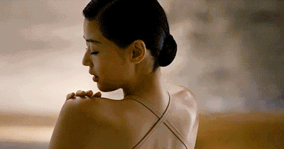 坚持涂绿茶身体乳