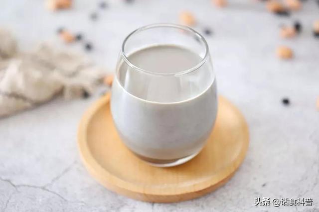 坚持用黑豆打豆浆喝好吗？