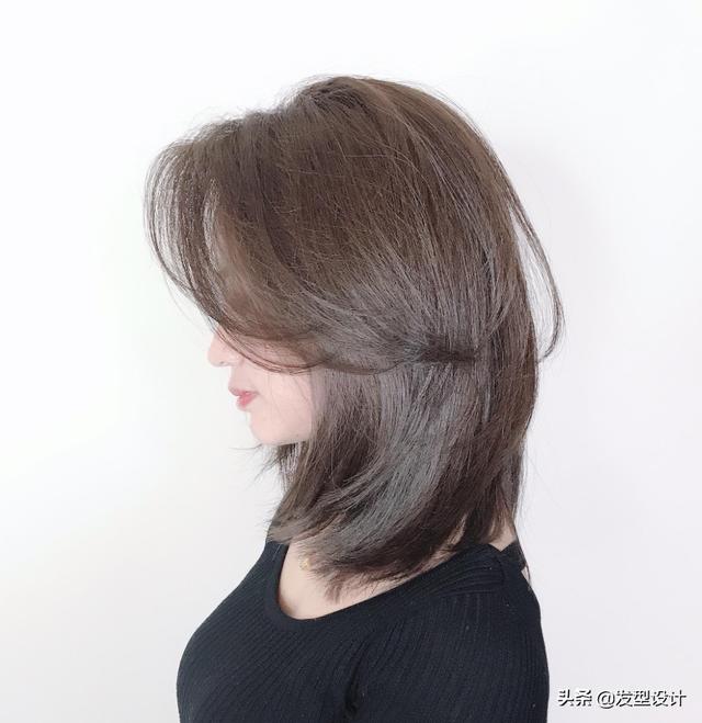 2020最洋气的减龄发型中长发中长发推荐发型