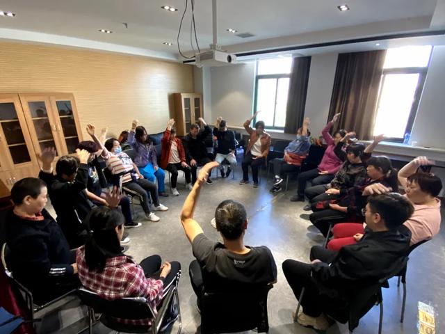 拍头7大好处！赶走脑血栓、头痛头晕、脱发白发、失眠多梦......