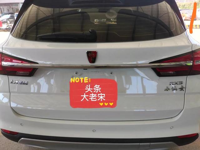 发动机号在车哪个位置(汽车发动机号在哪位置)