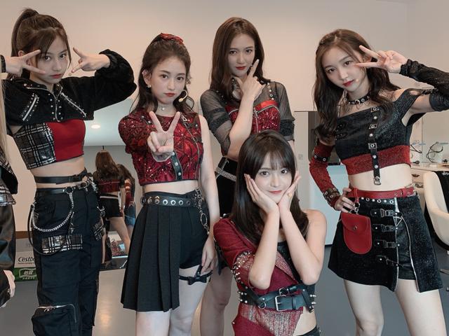 鞠婧祎之前是哪个组合的鞠婧祎组合全部成员照片