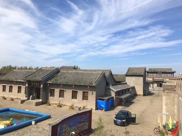 佳木斯市旅游景点介绍（佳木斯敖其湾影视城）(8)