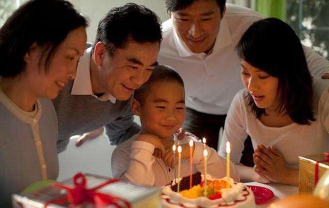 孩子过生日按阴历还是阳历算（孩子过生日按照）(1)