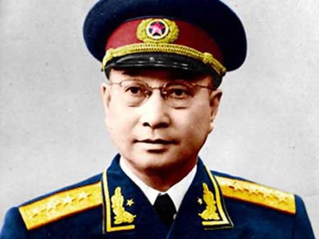 彭德怀回国，邓华请求粟裕接任朝鲜战场总指挥，毛主席为何拒绝？