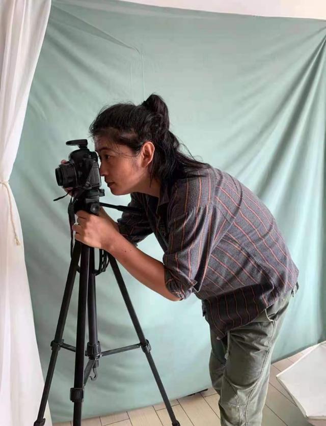 入行:3年多摄影助理时光练就扎实功底