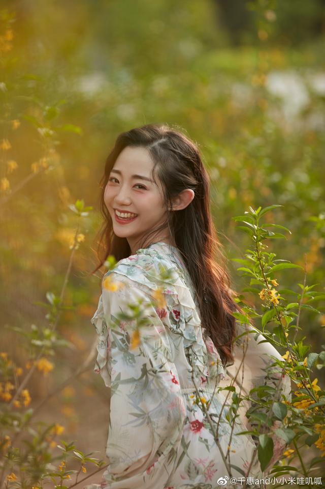 浙江卫视主持人千惠(网红千惠公开婚礼改口)(14)