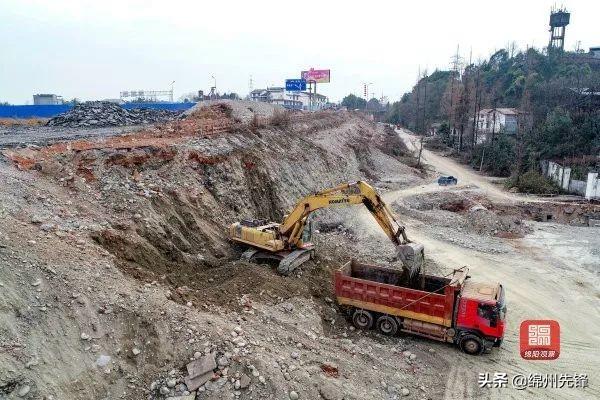 江油市锤式破碎机