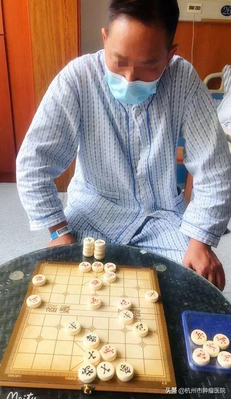 隔離病毒，不隔離愛，他們暖心關懷，向愛而行