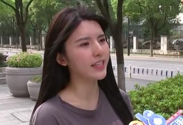 美女主播投资转行，血亏80万，却被投资公司告知违约还要赔300万