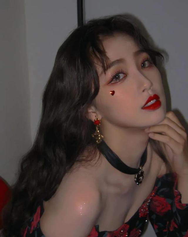 �й���������ױ����Ƭ(��������ױ���ˣ������߼���������ŷ�����ȿ������ճ�Ȧ)