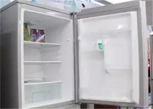 冰箱冷冻结冰严重如何解决（大厨教你一招冻冰很快就能解决了）(8)