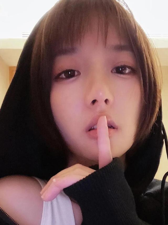 全职妈妈在家做自媒体问答 收入竟然比老公还高