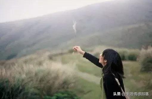 关于爱情的唯美句子 句句入心（关于爱情的唯美句子）(9)