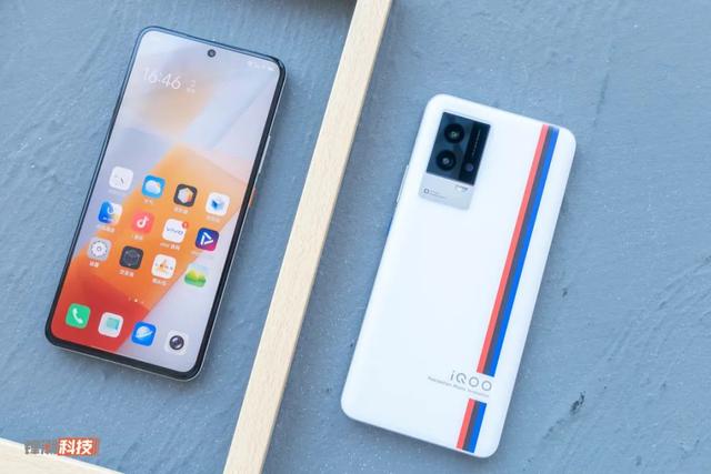 破发，iPhone13的价格彻底崩了