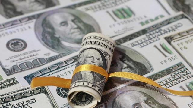 美债违约即将倒计时，中方到底帮不帮？中国连续抛售美债3425亿