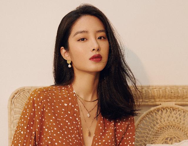 杨采钰的老公是谁_杨采钰的老公是谁陈金飞