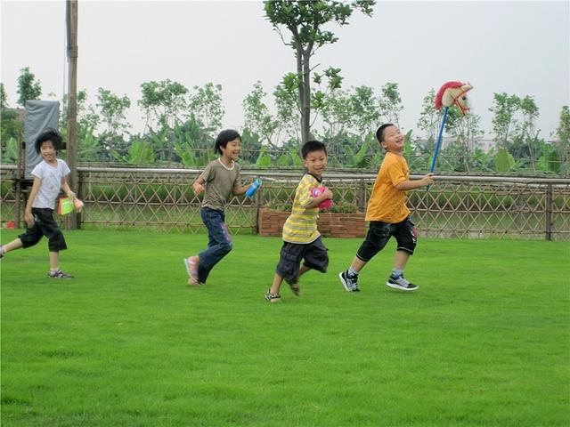 13岁女孩喝下百草枯：成长路上，“生命教育”不可缺少