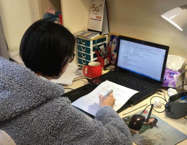 教师补课被禁后，又发现了“新财路”，家长非但不反对，还很支持
