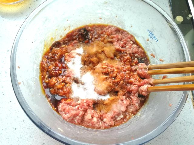 跟着饺子馆老板学会调羊肉馅儿，加点水不腥不膻，包饺子太香了