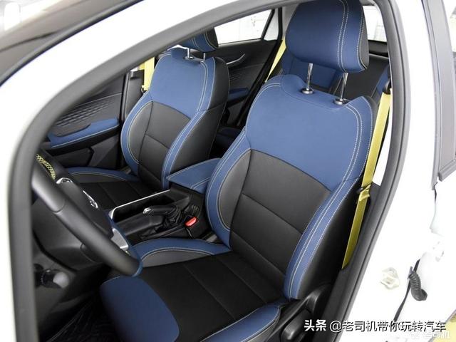 续航里程322km，具备半小时快充能力的代步车，实拍几何EX3 功夫牛