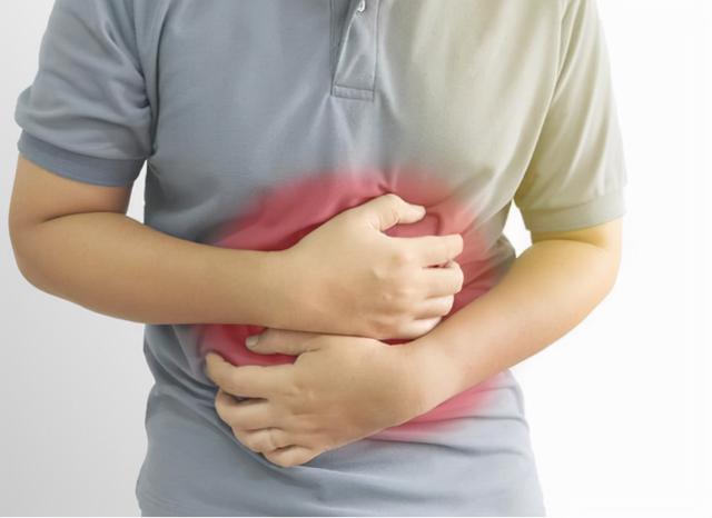 肠胃不好的人建议尽量少吃这6种“烧心食物”，胃或会“谢谢你”