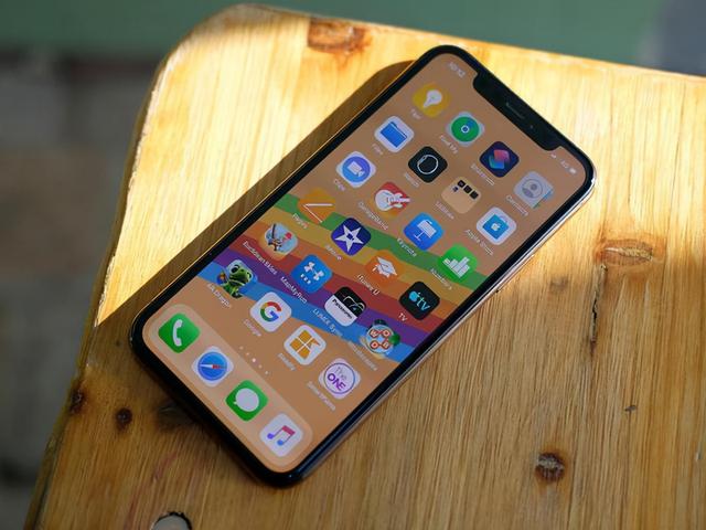 发布至今下跌3411元，苹果A13+1200万，昔日高档iPhone已加速退场