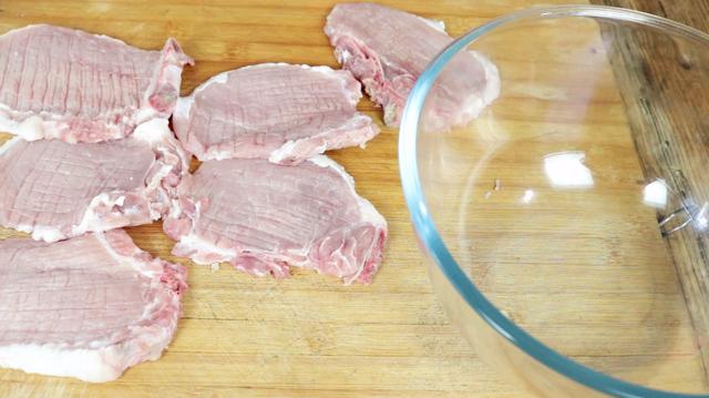 红烧大排怎么做到酥而不烂（红烧大排怎么做更好吃）(8)
