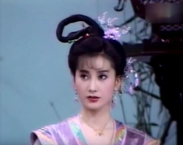 台湾省早期10位古装美女辨识度极高，明艳动人。
(图13)