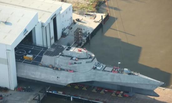 美军新濒海战斗舰下水，澳洲首都命名！曾是战五渣，开战就被打沉