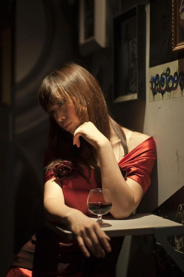 [凤凰微商自动加为好友]，酒吧加的微信怎么聊天