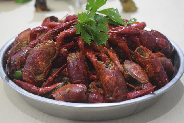 小龙虾怎么吃