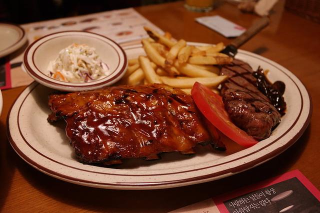 天天补钙，为啥还缺钙？4种食物是钙的“克星”，可能你也爱吃