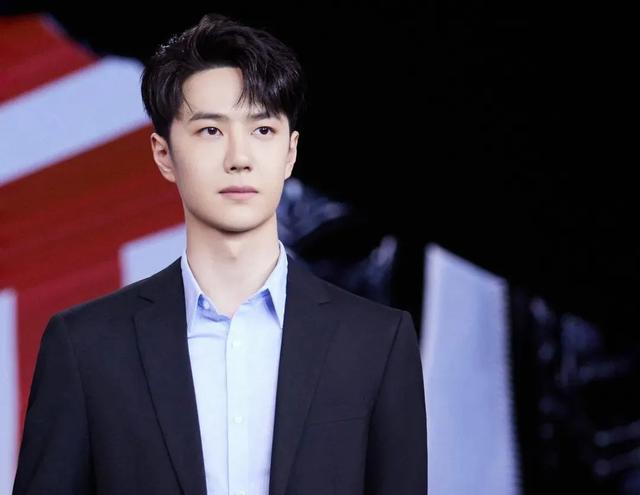 王一博近照高清无水印(王一博最新照片高清无水印)-天晟网