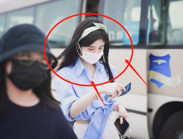 宋亞軒真實身高貼吧(宋亞軒照片腹肌)