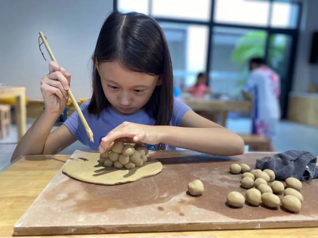 从北京到海南，我更希望女儿的童年是快乐的