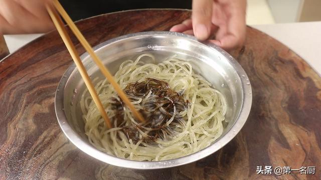 黄豆芽炒粉条