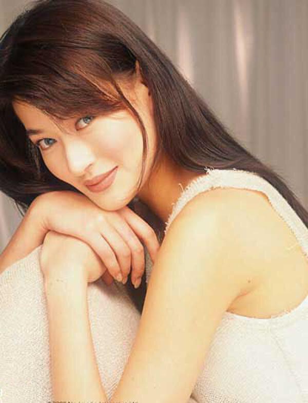 因抑郁而死的明星最小才年仅25岁（因抑郁症自杀的6位明星）(27)