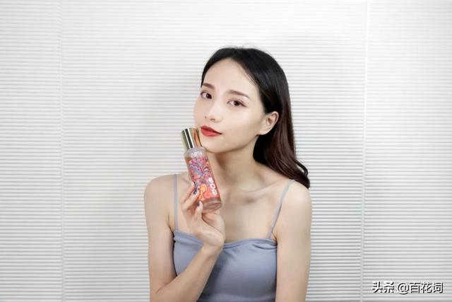 女生脸上潮红什么意思