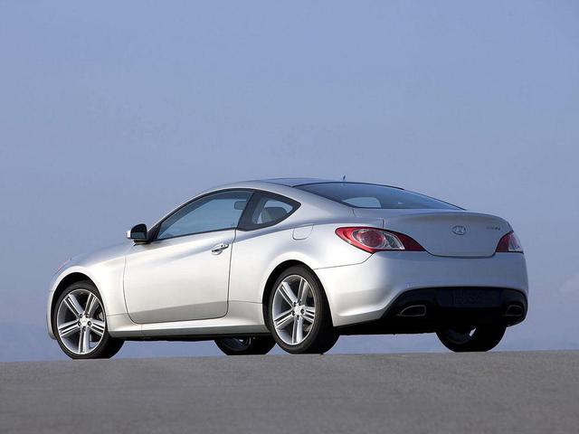 北京现代跑车酷派二手(现代酷派跑车08款)