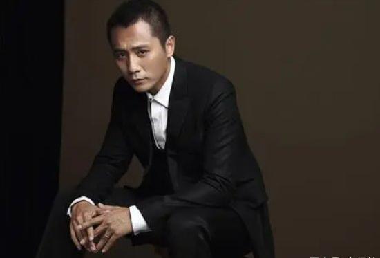 谢娜分手:谢娜和刘烨相恋6年后提出分手，一次偶遇让谢娜险些失控