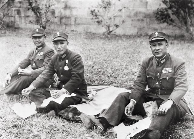 1966年白崇禧被发现死在家中，浑身发紫，照顾他的护士消失不见