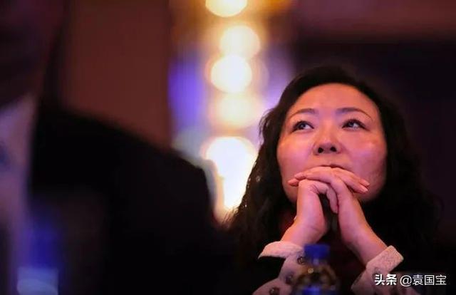 从“女记者”到“地产一姐”，龙湖吴亚军的“三不”人生