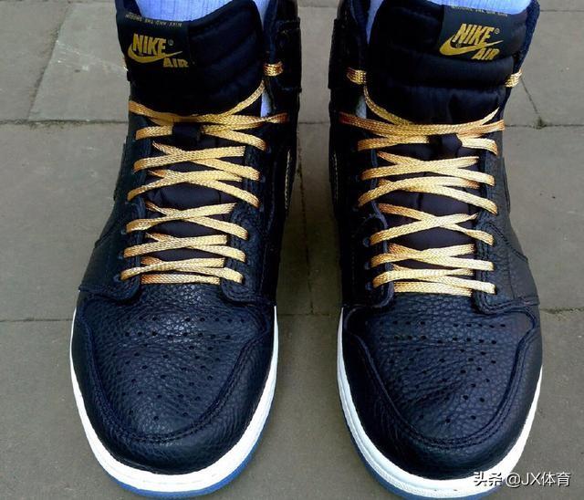 aj1高帮鞋带绑法从头到尾（如何让你的AJ1与众不同）(7)