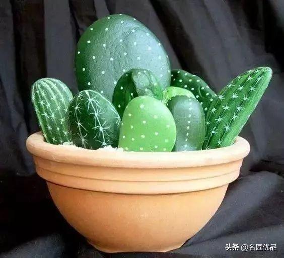 石头做的工艺品幼儿园(石头画幼儿园简单小班)