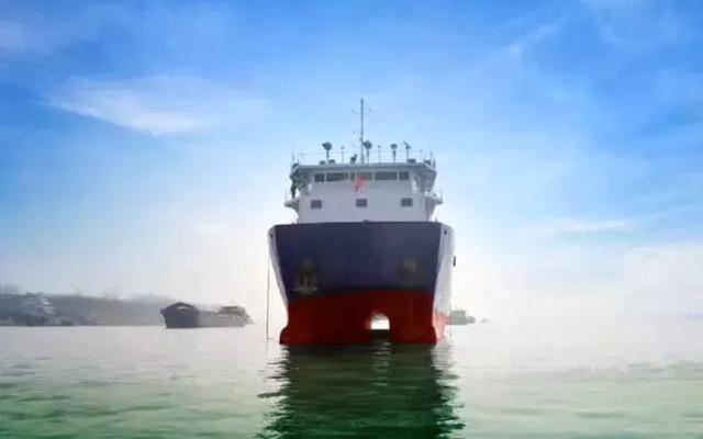 船舶展哈工程双体船