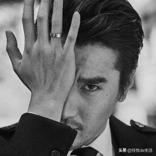 单眼皮男明星哪个最好看（为什么单眼皮男明星总被说长得丑）(24)